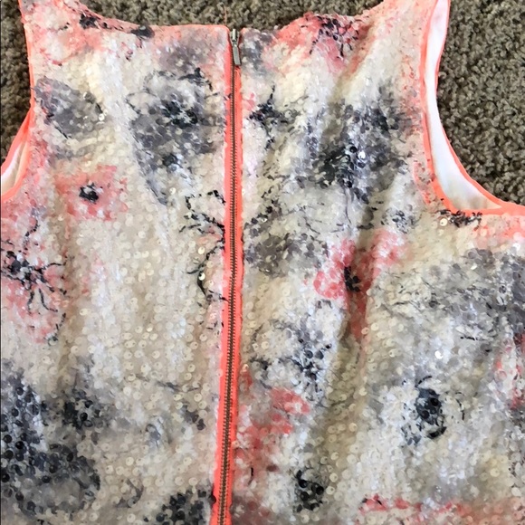 Banana Republic Sequins Peplum. Floral print. - Picture 5 of 6